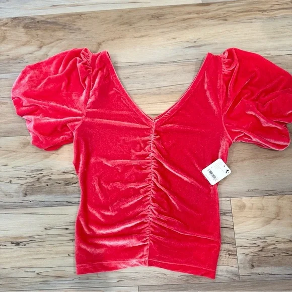 NWT Free People Cupcake Hot Pink Velvet Puff Sleeve Top - Picture 6 of 12
